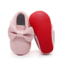Load image into Gallery viewer, Baby Red Bottom Moccasins With Bow.
