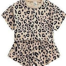 Load image into Gallery viewer, Girls Leopard T-Shirt Set.
